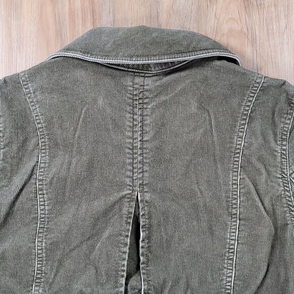 ☔️🔺️Eddie Bauer Olive Corduroy Utility Jacket Medium - Picture 4 of 9